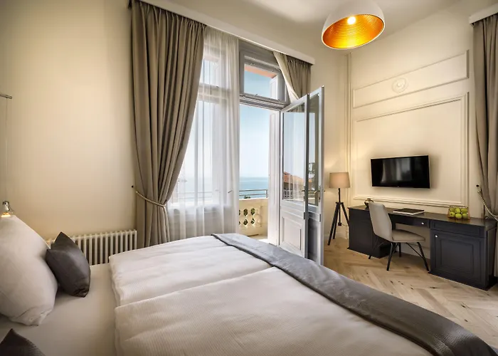 Imperial - By Liburnia & Οπατία